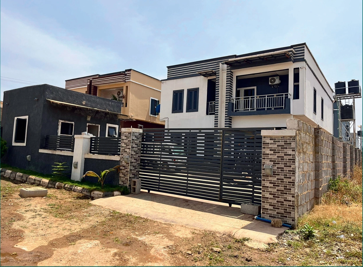 SUNSHADE-Real-Estate